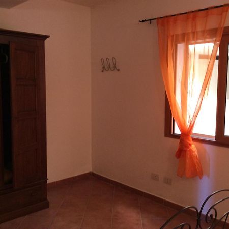 Appartamenti Le Gemme Palau Quarto foto